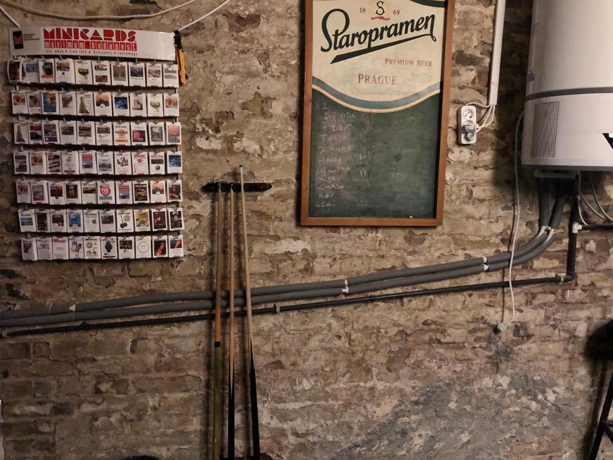 Whole Basement Former Pub2 For Stag Do, Men'S Cave Budapest Exterior photo