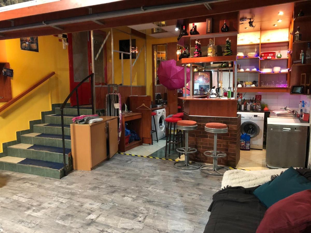 Whole Basement Former Pub2 For Stag Do, Men'S Cave Budapest Exterior photo